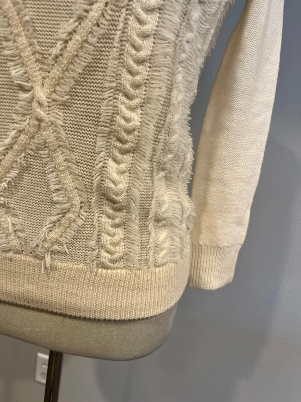 J. Crew merino‎ wool Cream Cable Knit Sweater size XXS